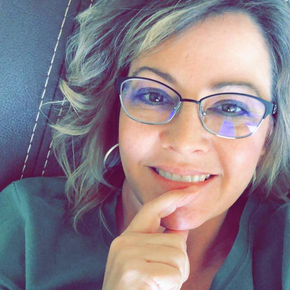 Meet your Posher, Tiffany - Picture 1 of 1